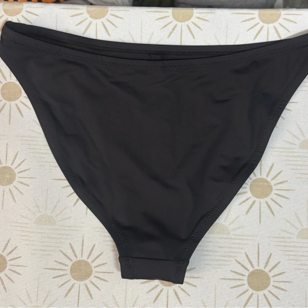 SKIMS Recycled Swim Mid Coverage Bottom in Onyx NWT